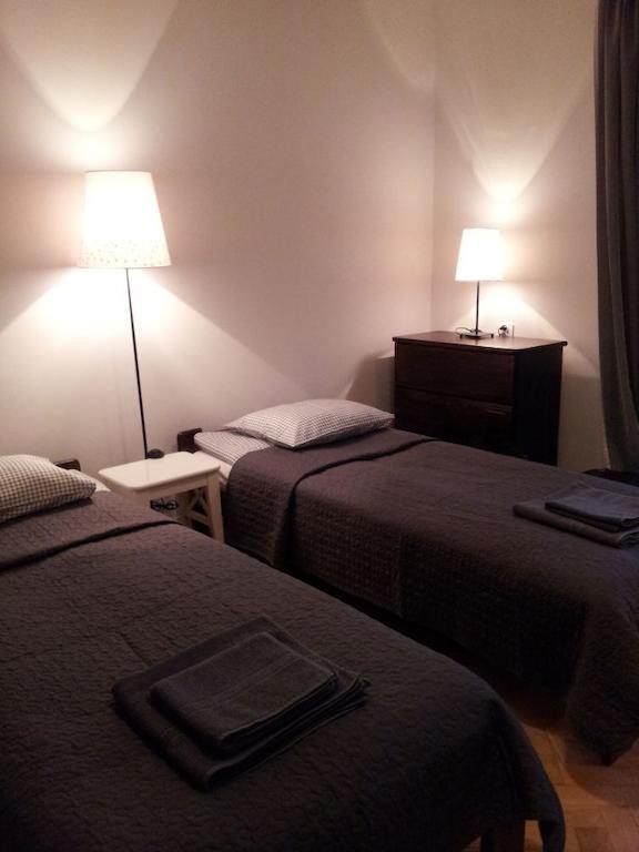 Koro De Varsovio - Apartament Ciasna 10 エクステリア 写真